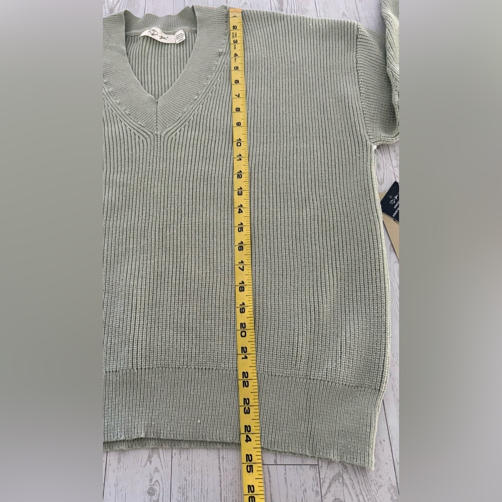 RD Style Ribbed Sweater NWT Large - Picture 9 of 9